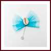 Lot de 10 boutonnières invités mariage tulle turquoise et coquillage